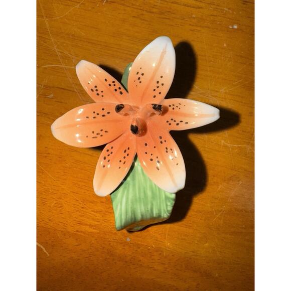 Vintage Bone China 1986 Philippines Pia Lily Napkin Holders Set Of 8 READ - Picture 2 of 9